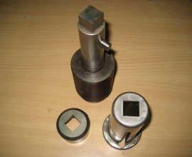 Chày cối đột rập